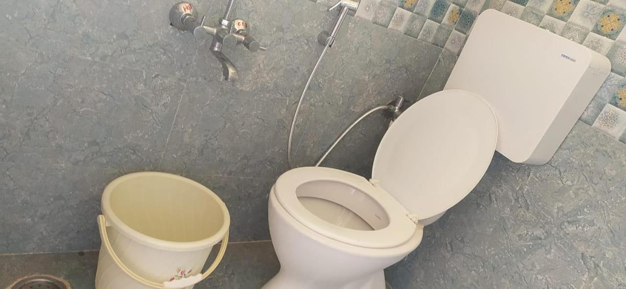 Srinivasa Hotel Tirupati Dış mekan fotoğraf